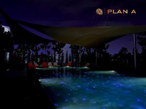 Opus KL Residences 1BR near TRX - Living Signature
