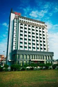 Yaling Hotel - Магун