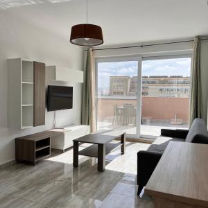 F6 Room 1, Private Room one small double bed shared bathroom in shared Flat