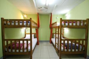 Center.Center Hostel