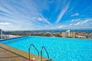 HolidayRento Bondi Beach Ocean View Rooftop Pool - Bronte