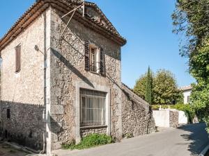 Maisons de vacances Quaint Holiday Home in Lorgues with Pool : photos des chambres