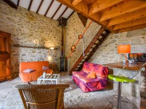 Cottage in Aquitaine with Bubble Bath