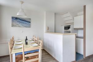 Maisons de vacances Face a la marina, belle maison pour 8 personnes a Arzon : photos des chambres