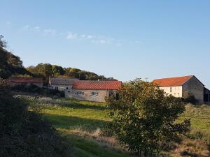 Maisons de vacances Enjoy the peace and nature in this gite with a pleasant garden and great views : photos des chambres