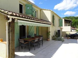 Villas Attractive villa in La Tour sur Orb with pool : photos des chambres