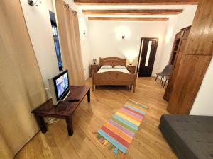 Family Studio room in Main Square Apartments & More