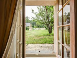 Maisons de vacances Dreamy Holiday Home in Raizeux with Terrace : photos des chambres