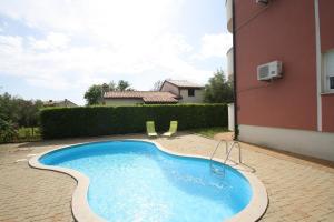 Apartment Percic with Shared Pool