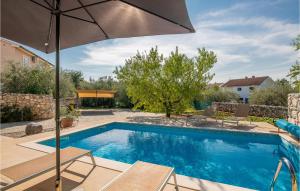 2 Bedroom Nice Home In Malinska 