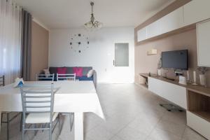 House Jasmin with large garden - by TA Leut Agency