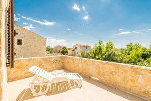 Villa Karin with heated pool - by TA Leut Agency