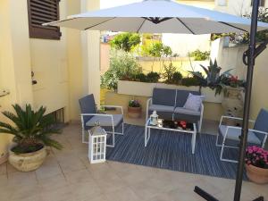 exclusive use swimming pool available from 1May to 30 October img48