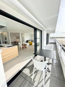 Appartements LUXURY! Haut Standing - Vue mer d'exception 320 : photos des chambres