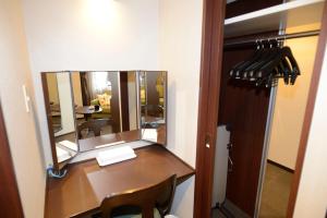 御堂筋ホテル 天然温泉ぼてぢゅう難波温泉 美肌の湯 Midosuji Hotel NaturalHot Spring