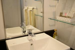 御堂筋ホテル 天然温泉ぼてぢゅう難波温泉 美肌の湯 Midosuji Hotel NaturalHot Spring