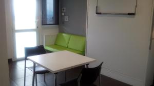 AlbergueAuberge ULIA Youth Hostel