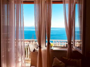 Cozy Apartment Bosnjak near Opatija, with sea view terrace, Air Condition, free private parking