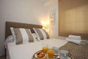 SingularStays Mercado Central