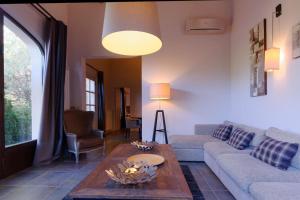 Appartements Private furnished apartment with all comfort with a garden & swimming pool : photos des chambres
