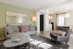 Appartements Private furnished apartment with all comfort has a garden in a green space : photos des chambres