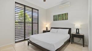 Larasati - Palm Cove