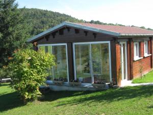 Chalets Secluded Chalet in Egliseneuve des Liards with Balcony : Chalet 2 Chambres