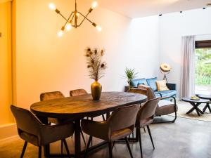 Apartment in Vrouwenpolder near the Beach