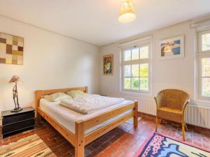 Holiday home Het Zuidgoed with garden