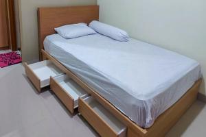 KoolKost @ Jalan Tirto Agung (Minimum Stay 6 Nights)