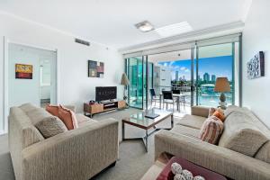 ULTIQA Freshwater Point Resort Broadbeach