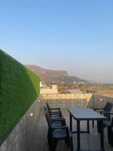 Mount Bungalows- 3 BHK-PVT POOL-LUXURY-SCENIC