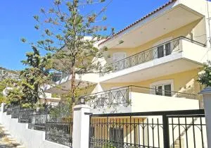 AROKARIA HOUSE - Saterlí