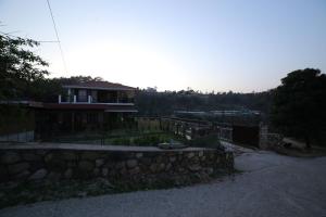 Ghughuti Baasa Home Stay, Dehradun