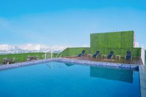 Regenta Suites Gurugram, Sector 49 Sohna Road