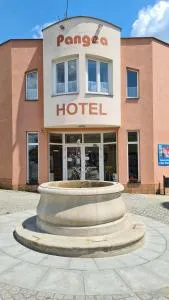 Hotel Pangea - Volfířov