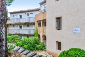 Appartements Residence Pont Royal en Provence - maeva Home : Appartement 3 Chambres Select (6 Personnes) - Super Home