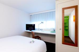 Hotels Campanile Lens : photos des chambres