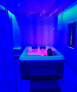 CASA RURAL, con Jacuzzi, Chimenea, BBQ, Bar y mucho mas