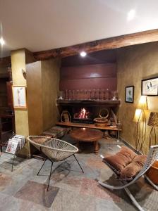 CASA RURAL, con Jacuzzi, Chimenea, BBQ, Bar y mucho mas