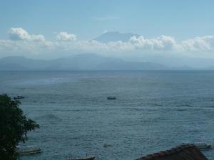 Song Lambung Beach Huts
