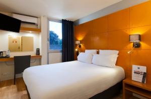 Hotels Comfort Hotel Lille L'Union : photos des chambres