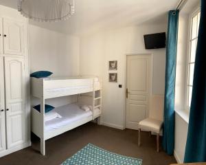 Hotels Hotel Le Normand : Chambre Familiale (2 Adultes et 2 Enfants)