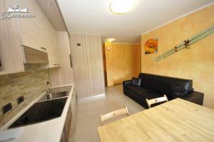 Baita Carosello Apt 4 by Livigno Accomodation