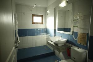 Twin Room with City View room in Hotel Agapi Mamaia