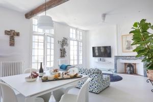 Appartements Beautiful Art Lovers Apartment : photos des chambres