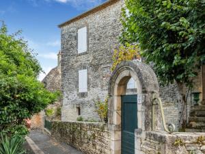 Appartements Cozy apartment in Thedirac with a shared swimming pool : photos des chambres