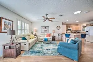 Home in The Villages with Lanai and Private Hot Tub! - Summerfield