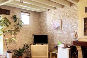 Maisons de vacances Maison d'une chambre avec jardin clos et wifi a Noyers sur Cher : photos des chambres