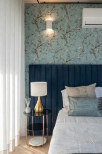 Host Wise - Luxurious Impressive Apartment - Balcony and Pool